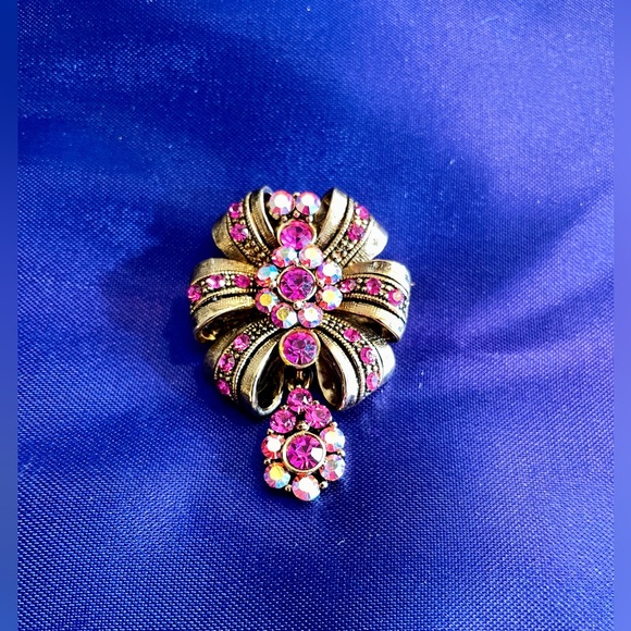 Rhinestone Brooch - Picture 2 of 5